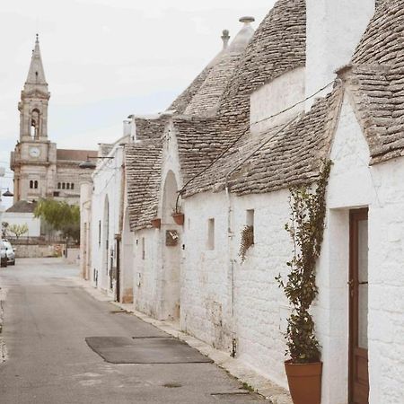 I Trulli Di Dioniso - Aurora Villa Alberobello Exterior photo